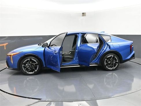 Used 2025 Kia K4 GT-Line image 48