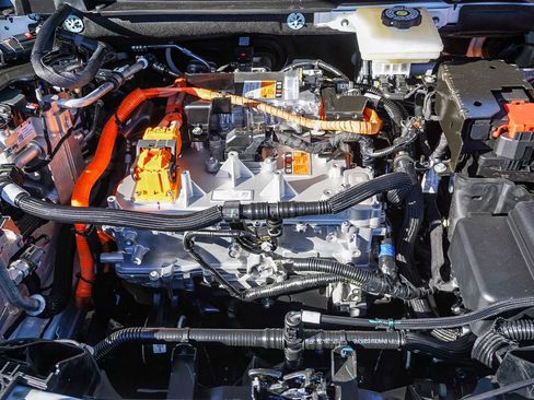 New 2026 Chevrolet Equinox EV LT image 25