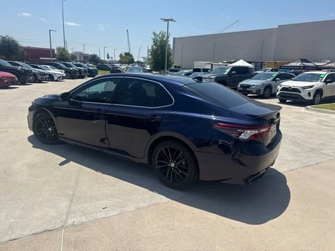 Used 2021 Toyota Camry XSE FWD image 5