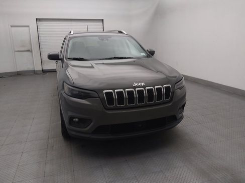 Used 2021 Jeep Cherokee Latitude Plus FWD image 14