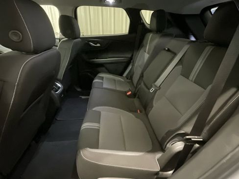Used 2025 Chevrolet Blazer LT image 11