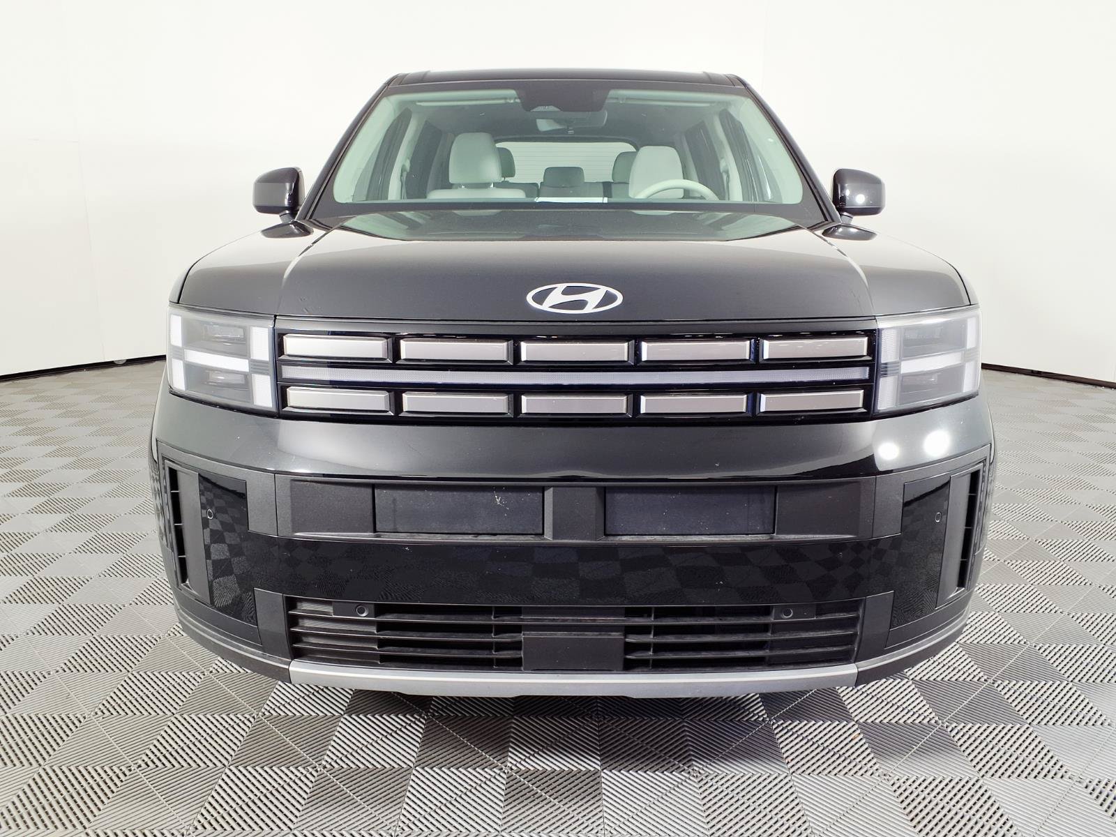 Certified 2026 Hyundai Santa Fe SE AWD/4WD image 2