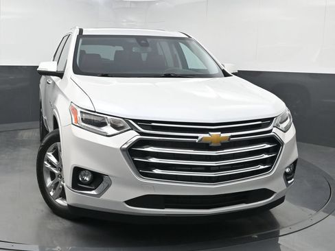 Used 2021 Chevrolet Traverse High Country FWD image 42