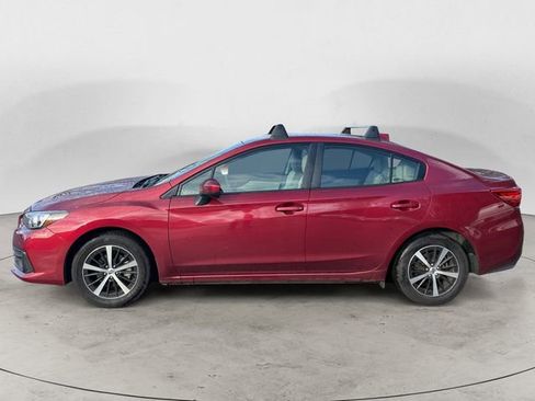 Used 2022 Subaru Impreza Premium image 2