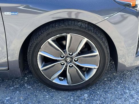 Used 2018 Hyundai Ioniq Limited FWD image 6