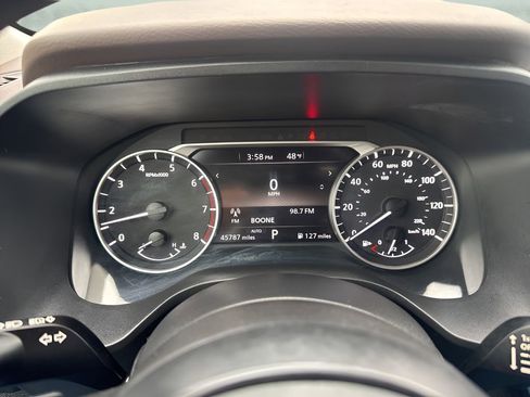 Used 2023 Nissan Rogue S image 20