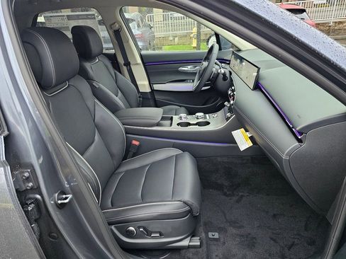 New 2026 Genesis GV70 2.5T Advanced image 29