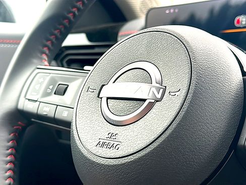New 2026 Nissan Kicks SR w/ Cold Weather Package FWD image 20