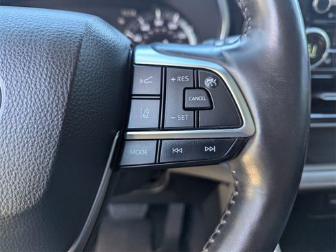 Used 2020 Toyota Highlander Limited image 33