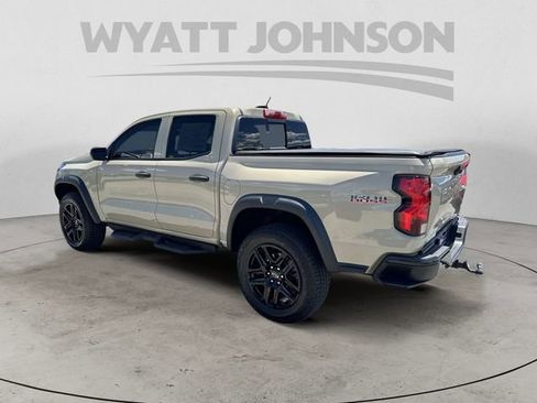 Used 2023 Chevrolet Colorado Trail Boss w/ Advanced Trailering Package AWD/4WD image 3