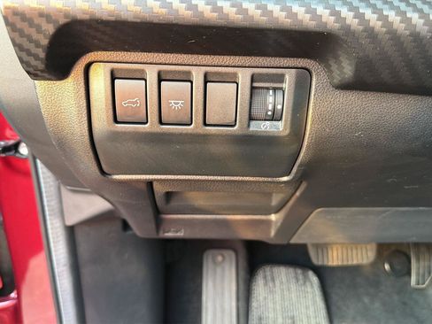 Used 2025 Subaru Ascent Premium AWD/4WD image 19