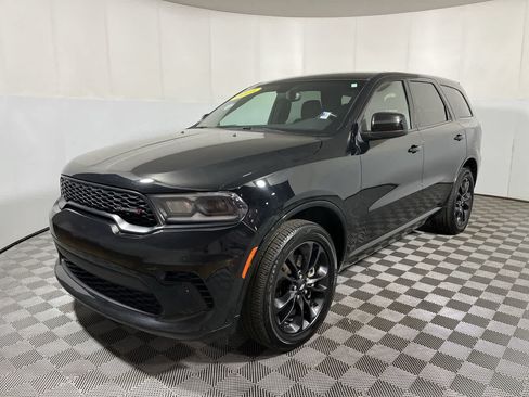 Used 2025 Dodge Durango GT AWD/4WD image 4
