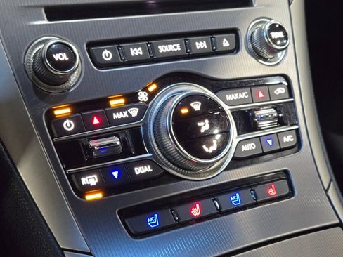 Used 2017 Lincoln MKZ Reserve image 28