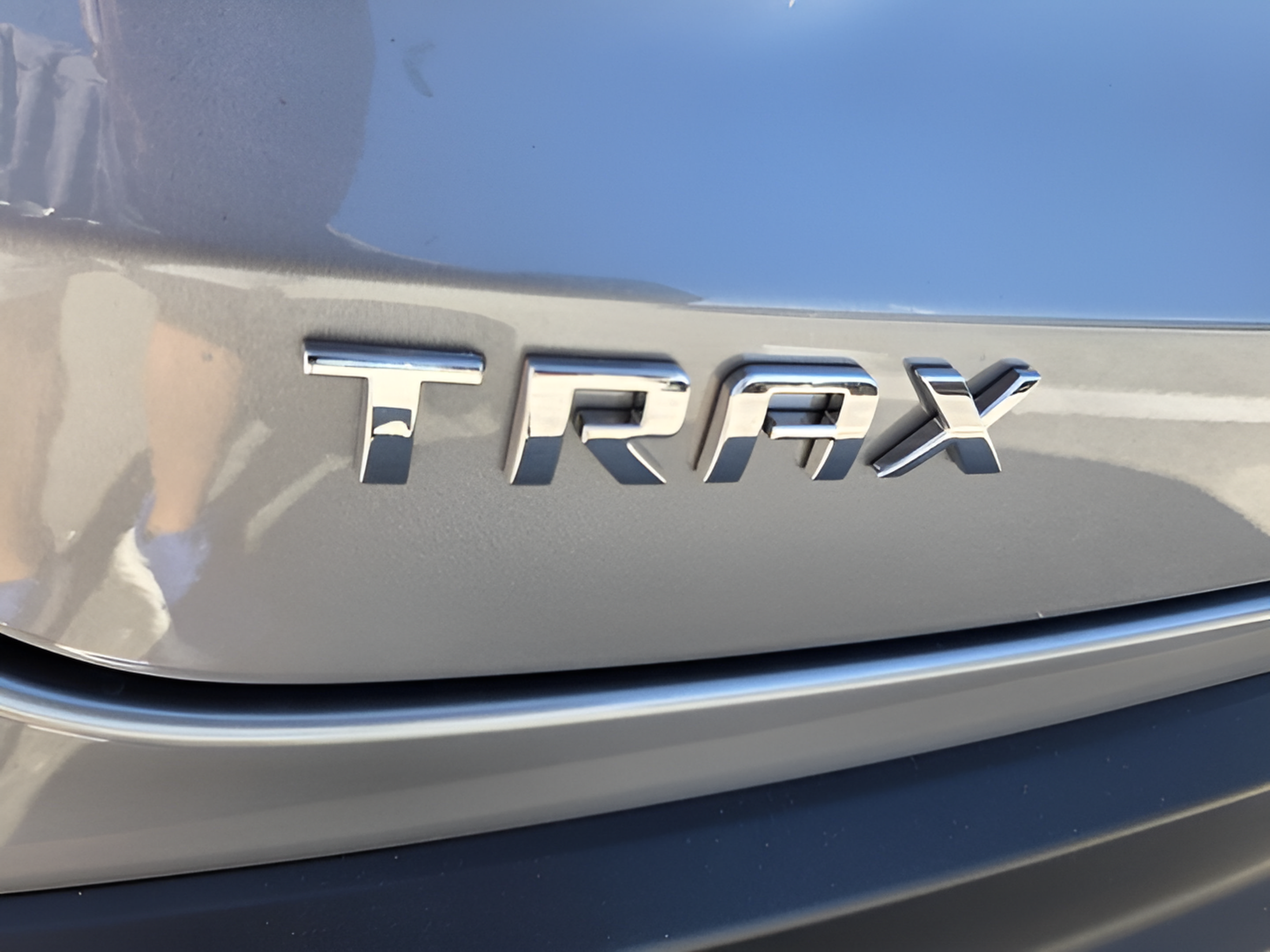 New 2026 Chevrolet Trax LS w/ LS Convenience Package FWD image 16