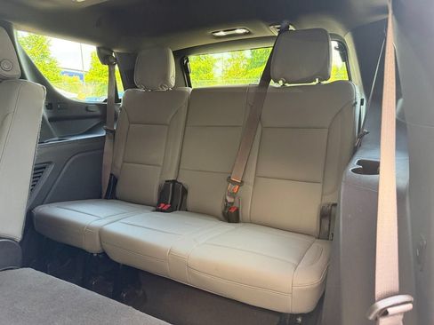 Used 2022 Chevrolet Tahoe LT w/ Luxury Package AWD/4WD image 33