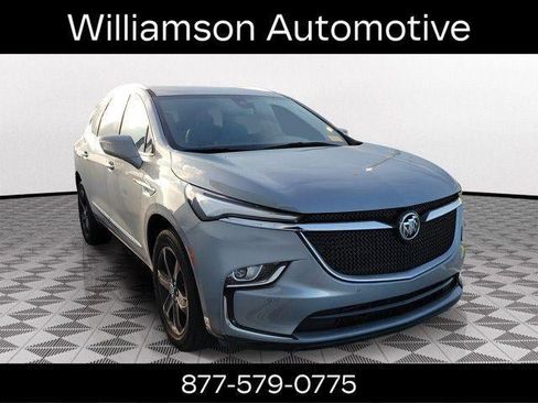 Used 2024 Buick Enclave Essence w/ Sport Touring Edition FWD image 1