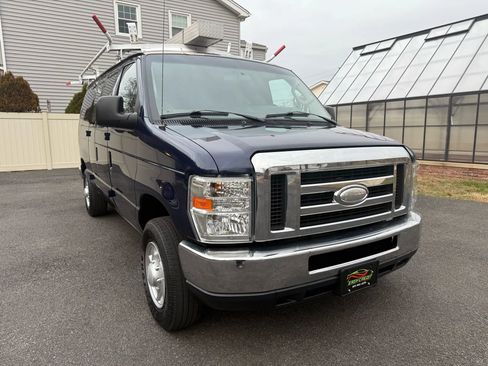 Used 2014 Ford E-250 and Econoline 250 image 11