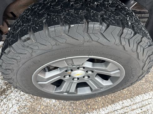 Used 2016 Chevrolet Tahoe LT image 33