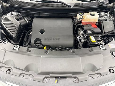 Used 2023 Chevrolet Traverse LT FWD image 27