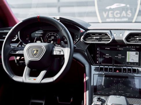 Used 2024 Lamborghini Urus S image 55