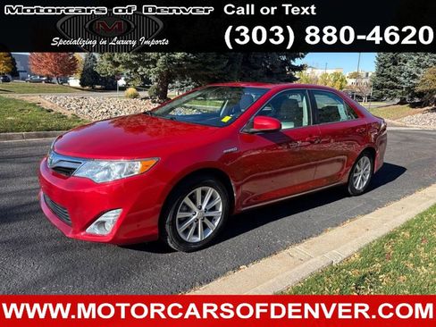 Used 2014 Toyota Camry XLE image 1
