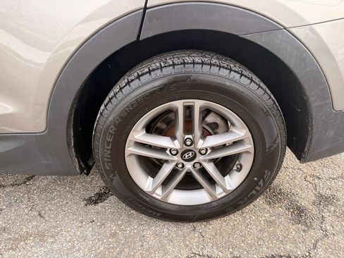 Used 2017 Hyundai Santa Fe Sport image 12