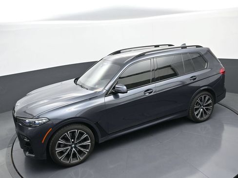 Used 2022 BMW X7 M50i AWD/4WD image 35