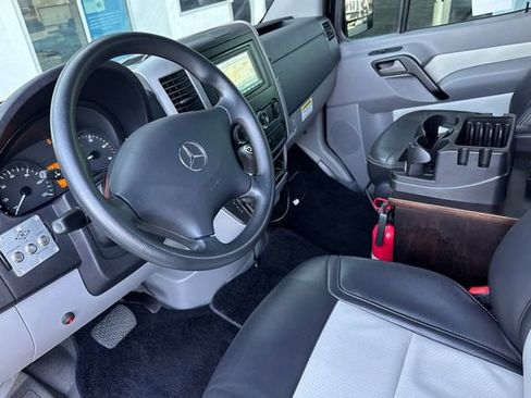 Used 2016 Mercedes-Benz Sprinter 3500 image 15