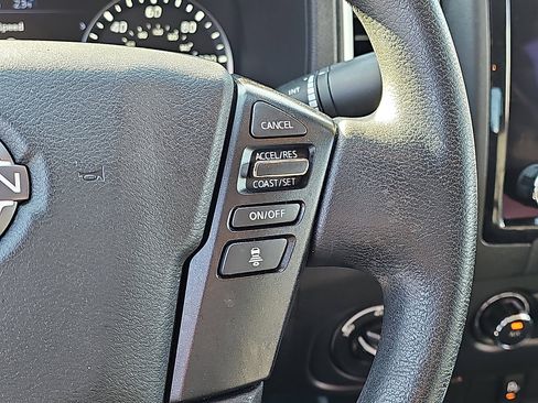Certified 2024 Nissan Frontier SV w/ Technology Package image 22