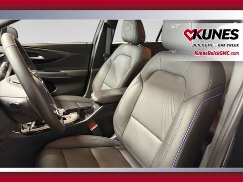 Used 2026 Buick Envista Sport Touring w/ Convenience I Package FWD image 23