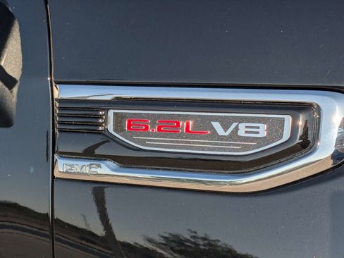 Used 2024 GMC Sierra 1500 Denali w/ Denali Reserve Package AWD/4WD image 13