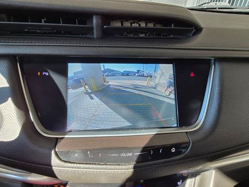 Used 2018 Cadillac XT5 Premium Luxury AWD/4WD image 21