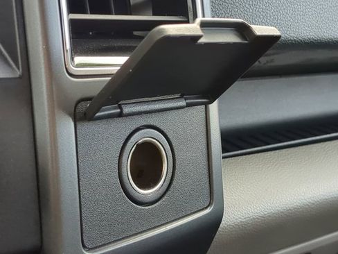 Used 2019 Ford F150 XLT image 20