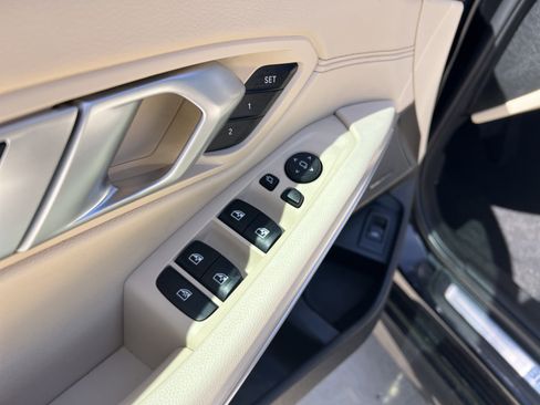 Used 2021 BMW 330i Sedan w/ Convenience Package image 14