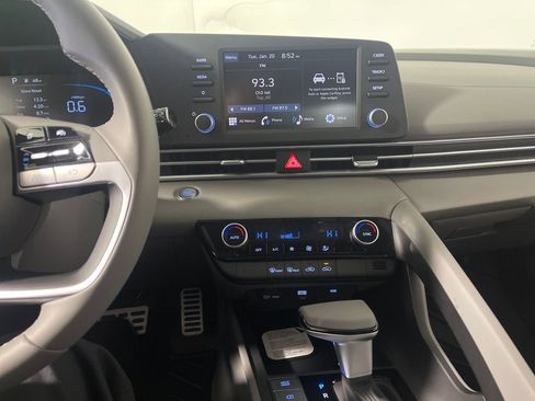 New 2026 Hyundai Elantra Sport image 22