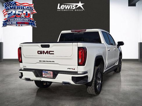 Used 2025 GMC Sierra 1500 AT4 w/ AT4 Premium Package AWD/4WD image 4