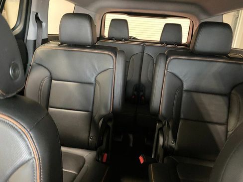 Used 2022 GMC Acadia AT4 w/ Technology Package image 14