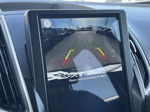 Used 2024 Ford Edge SE image 29