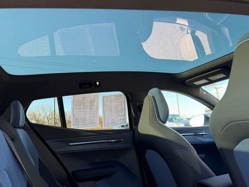 Certified 2025 Volvo EX30 Ultra image 18