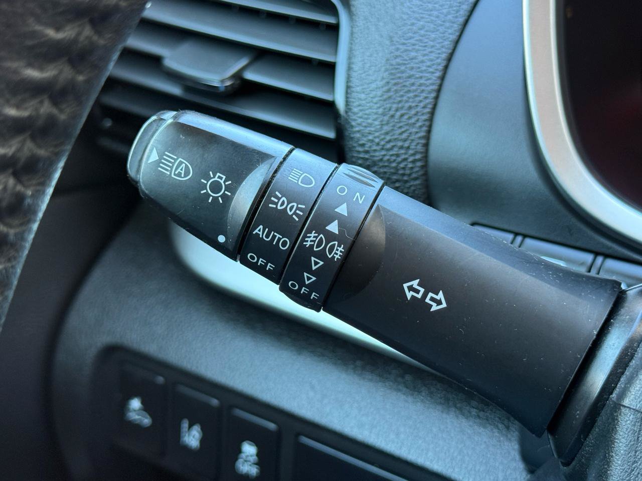 Used 2022 Mitsubishi Eclipse Cross SE FWD image 28