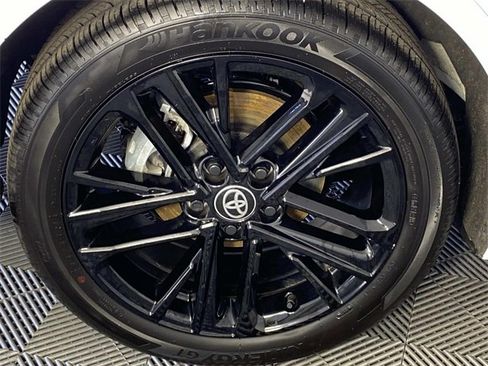 Used 2026 Toyota Camry SE w/ Convenience Package image 28