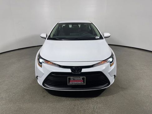 Certified 2024 Toyota Corolla LE image 8