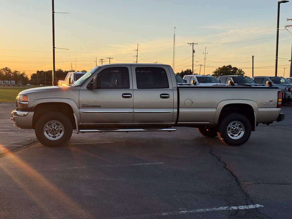 Used 2004 GMC Sierra 2500 SLE w/ Heavy-Duty Power Package AWD/4WD image 6