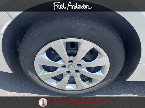 Used 2024 Toyota Corolla LE FWD image 15
