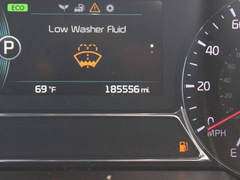 Used 2016 Kia Optima Hybrid w/ Hybrid Convenience Package FWD image 9