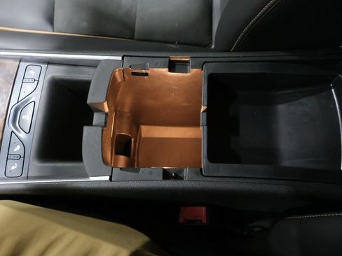 Used 2014 Chevrolet Impala LT w/ Premium Seating Package FWD image 31