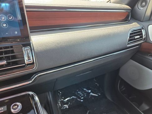 Used 2023 Lincoln Navigator Reserve AWD/4WD image 26