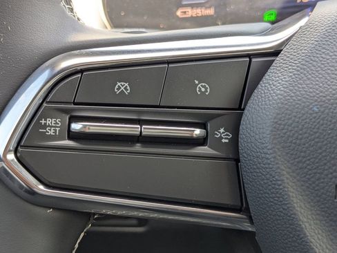 New 2026 Chevrolet Equinox EV LT w/ LPO, All-Weather Mat Package image 28