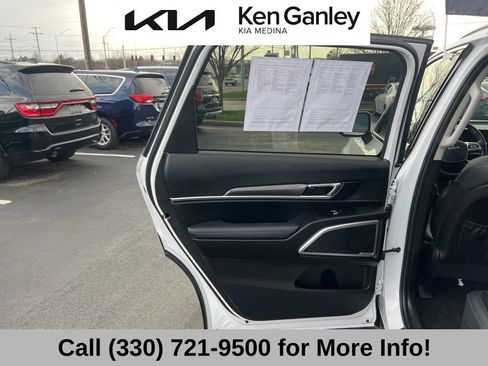 Certified 2024 Kia Telluride S w/ S Sunroof Package image 48