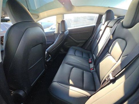 Used 2023 Tesla Model 3 Standard Range RWD image 6